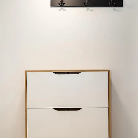 Modern Ground Floor - By Flat Manаger Апартамент *